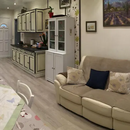 Pavillon Clara Flor Vakantiehuis *