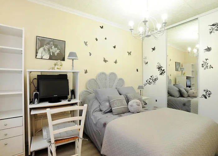 Сasa de vacaciones Pavillon Clara Flor *